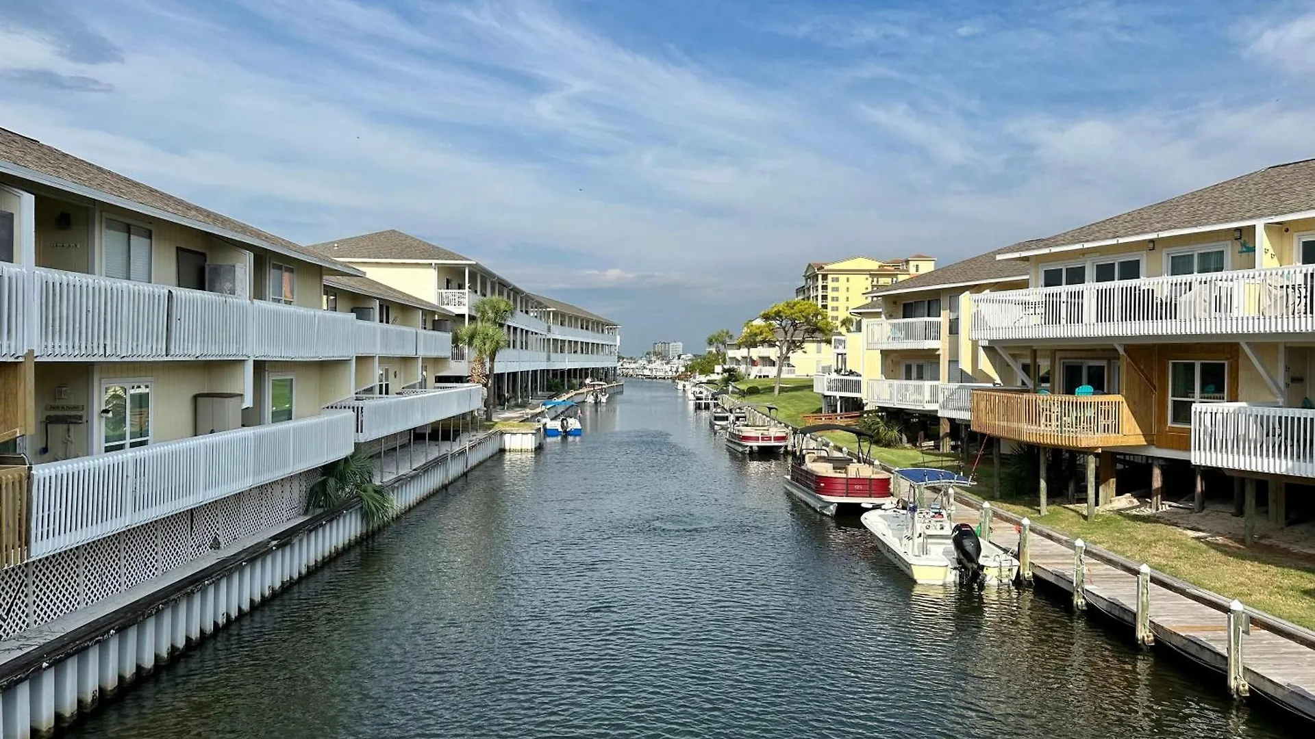 Sandpiper Cove 1040 Destin