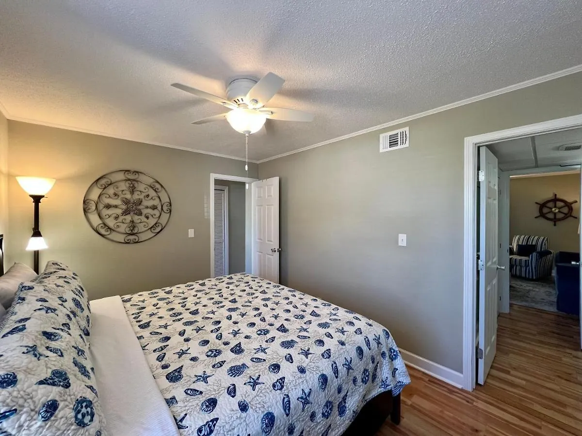 Sandpiper Cove 1040 Destin 0*,  United States